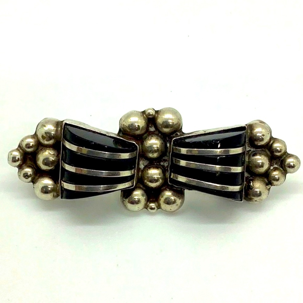 VINTAGE Sterling Silver Onyx Art Deco brooch